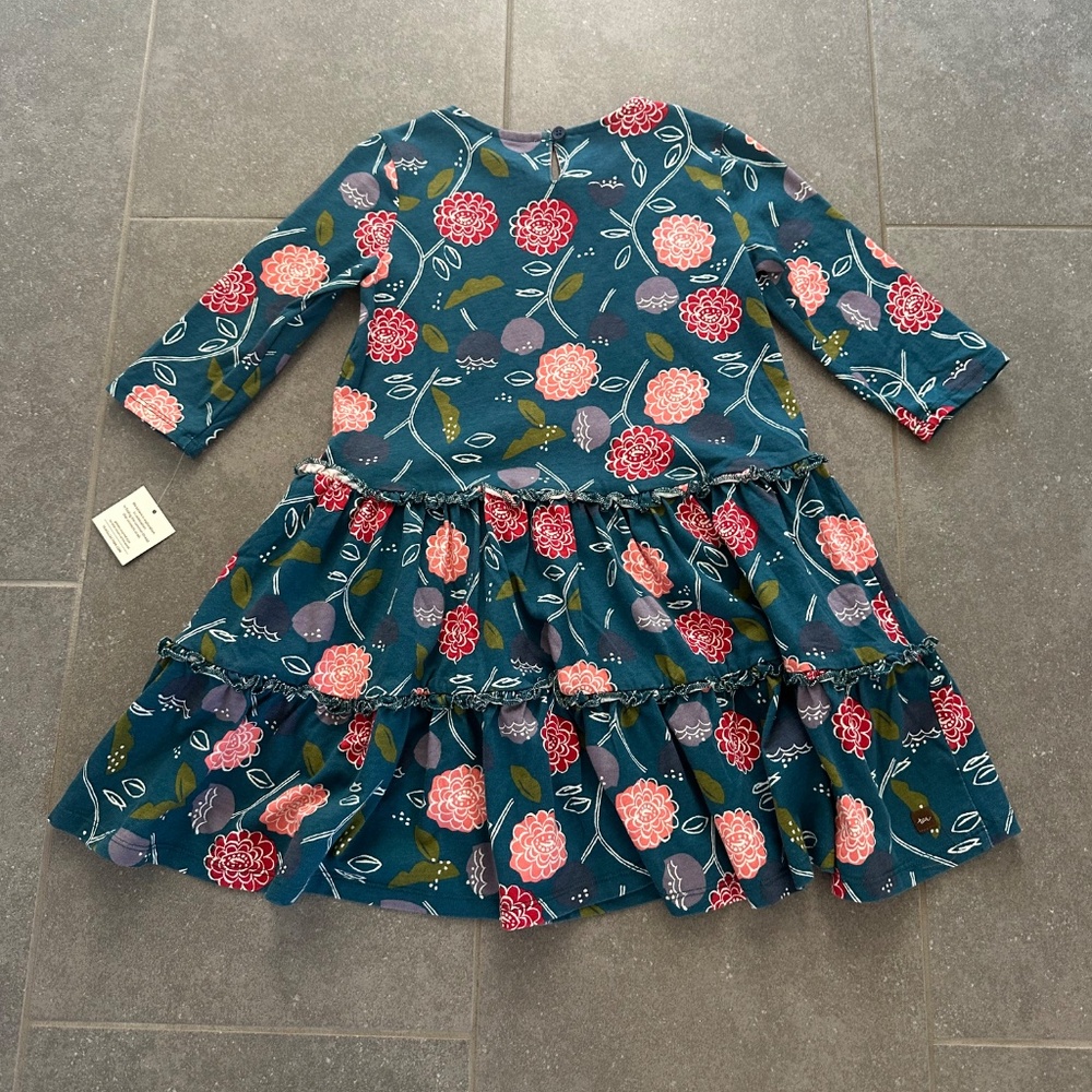 Tiered Floral Print Dress - Picture 2 of 3